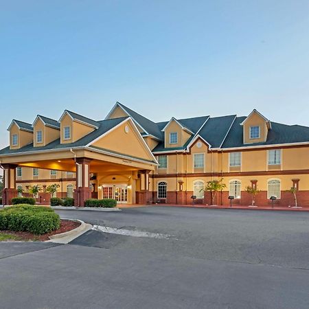 Best Western Plus Bradbury Inn And Suites Уейкрос Екстериор снимка